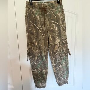 Women’s stylish Camouflage Cargo Pants